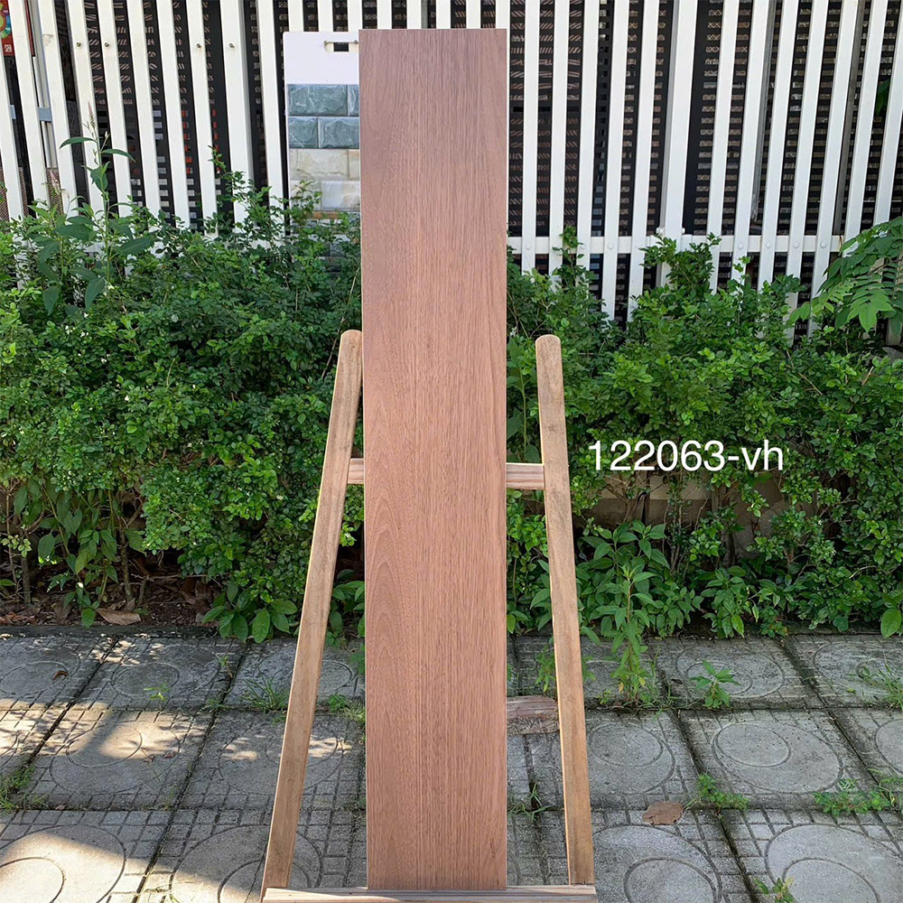 Gạch giả gỗ 20x120 cm Trung Quốc 122063